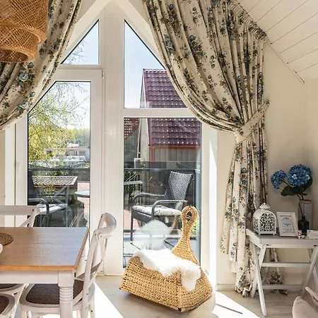 Appartement Zalia Kopa 300 M Iki Juros, Kunigiskes